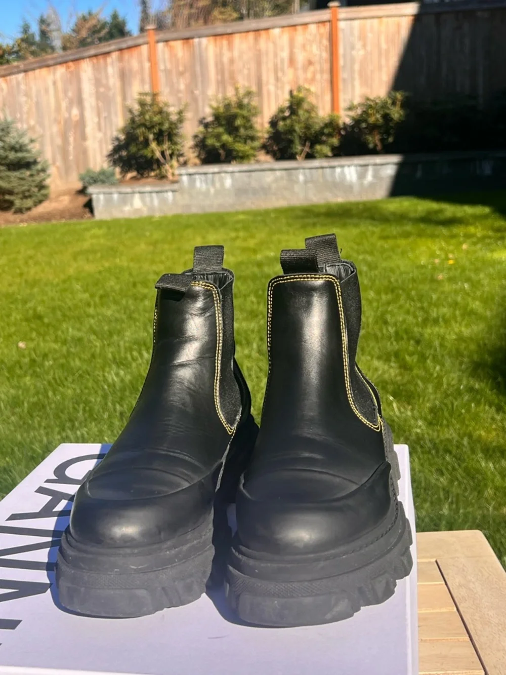 GANNI Designer Black Chelsea Boots green Stitching Size euro9 in Original box